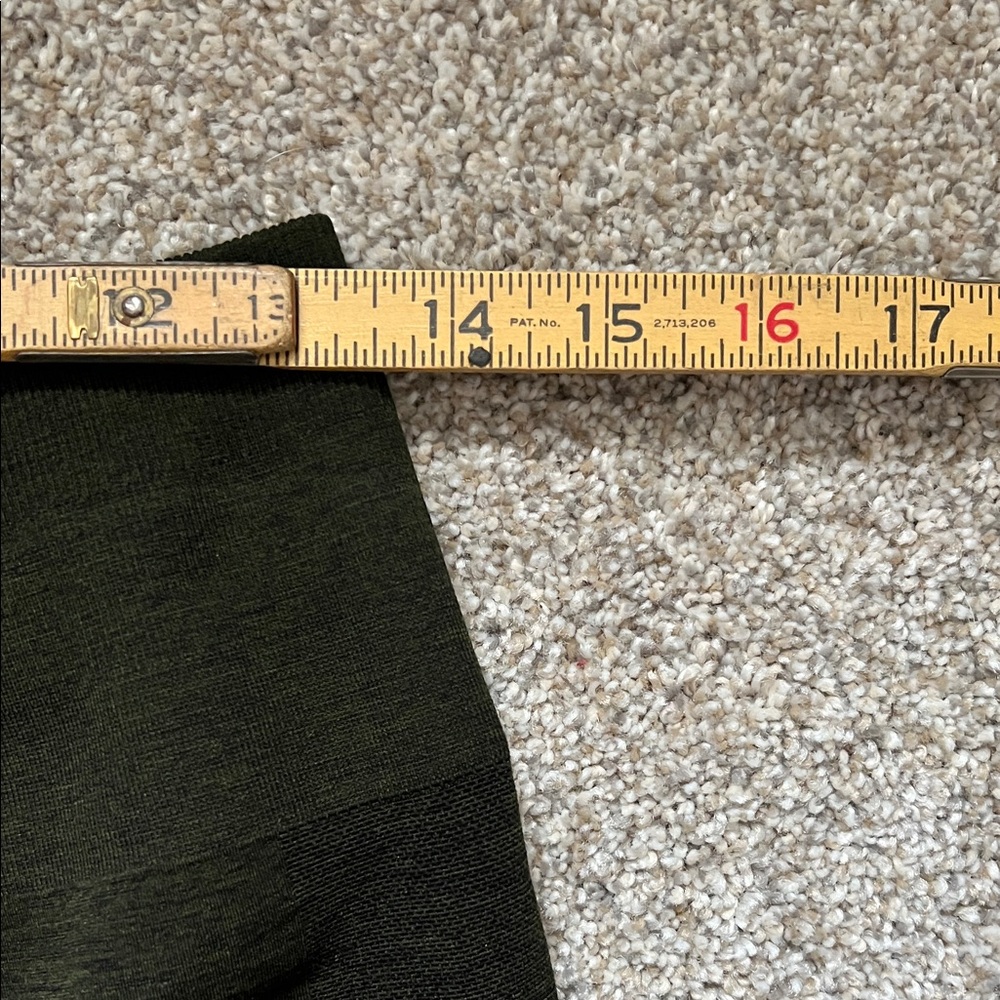 Alphalete Women’s Dark Green Leggings size XL - Picture 5 of 6
